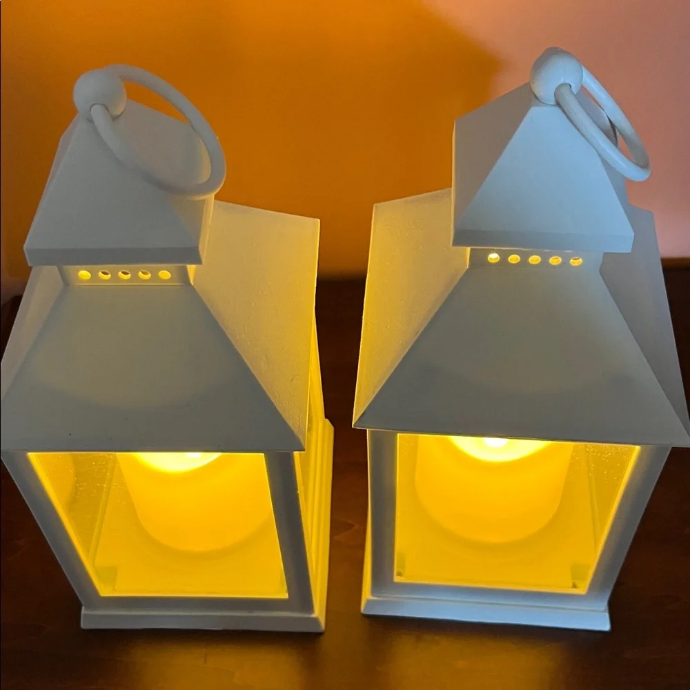 Set of 2 white plastic battery powered lanterns, 10 inches, includes batteries